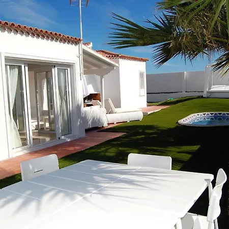 208 La Quinta