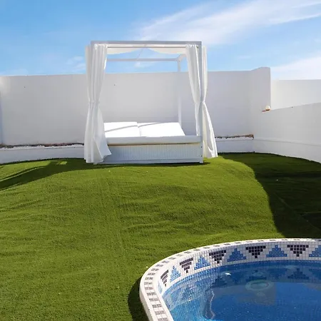 208 La Quinta Villa